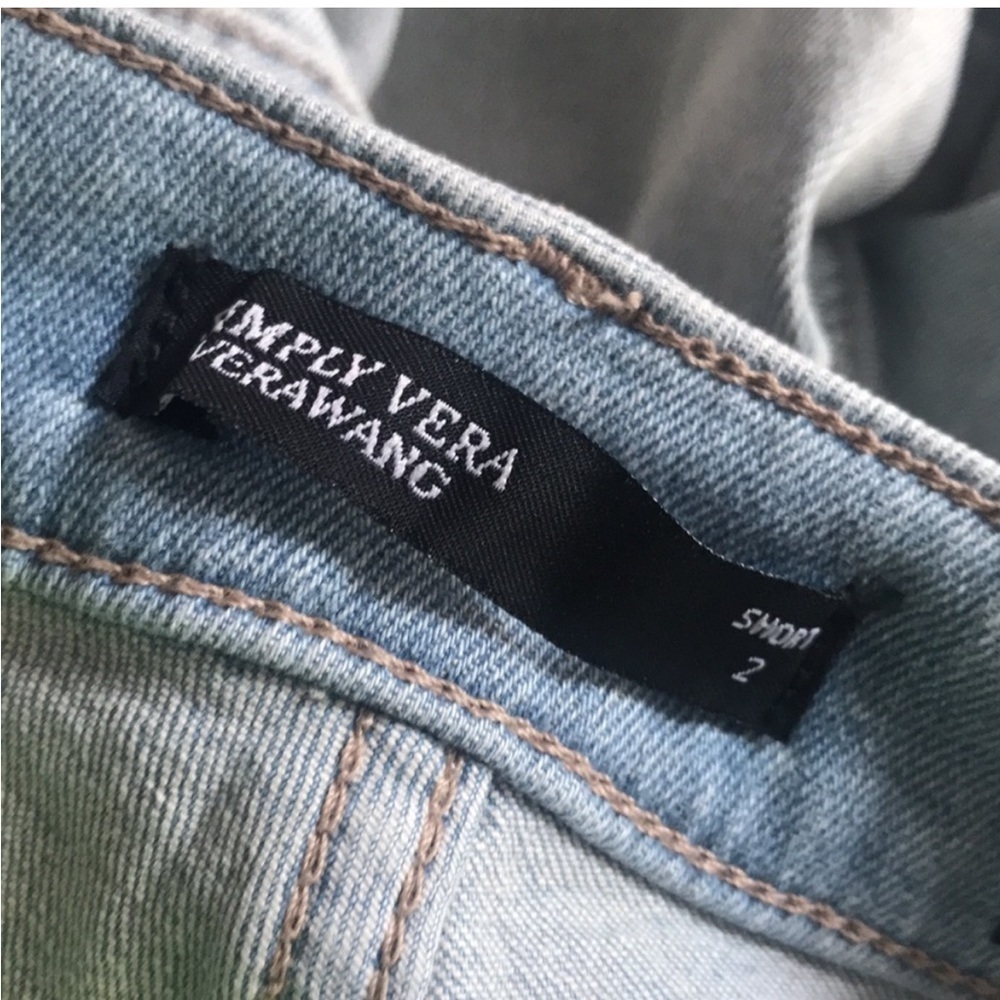 NWT - Simply Vera Vera Wang Joline high waisted 7" Bermuda denim shorts Size:2 - Picture 5 of 7